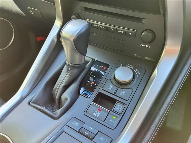 2014 Lexus NX — миниатюра 17
