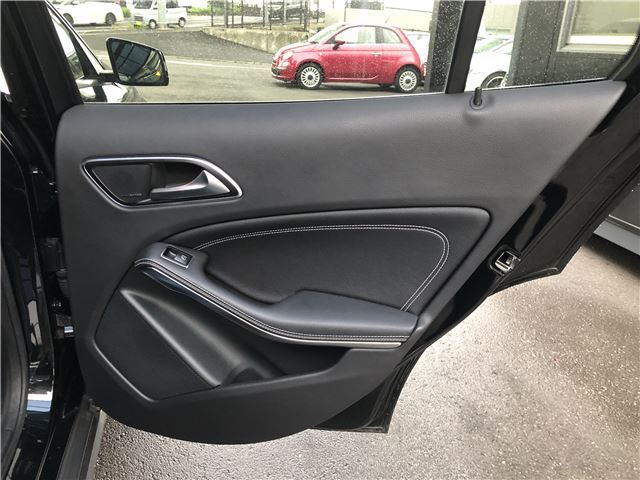 2014 Mercedes-BENZ GLA — миниатюра 25