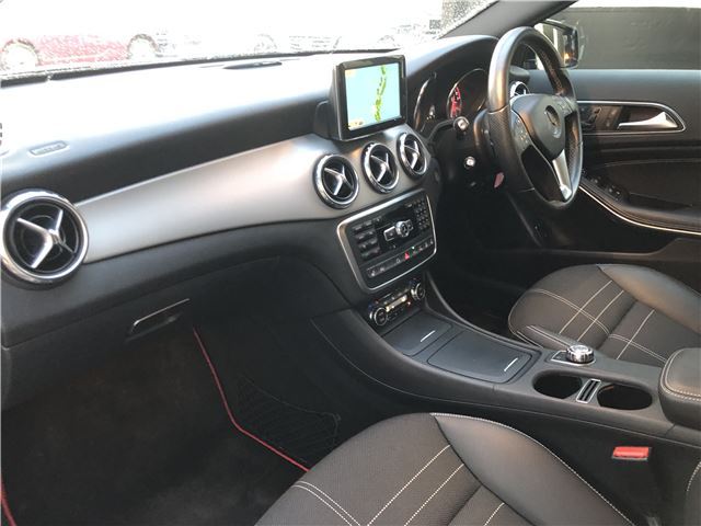 2014 Mercedes-BENZ GLA — миниатюра 30