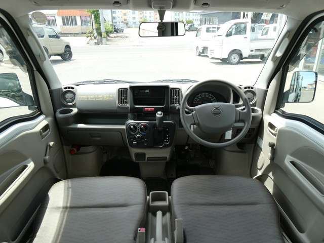 صورة 9 لـ 2017 Nissan NV100CLIPPER RIO