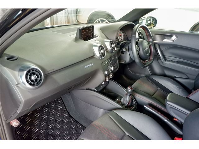 2015 AUDI S1 SPORTBACK 照片 10