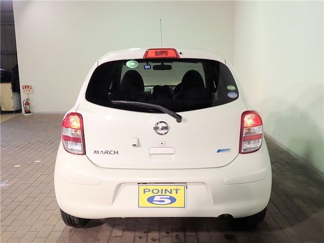 2012 Nissan MARCH 照片 2