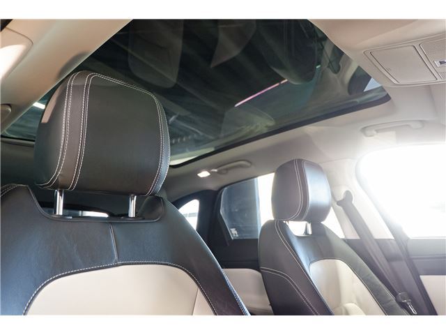 2016 Jaguar F-PACE 缩略图 44