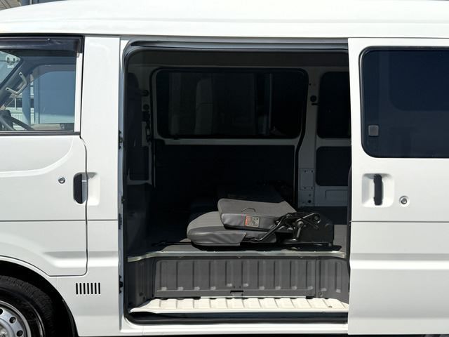 صورة مصغرة 75 لـ 2005 Nissan VANETTE LARGO COACH