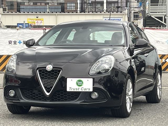 2017 ALFA Romeo GIULIETTA 照片 1