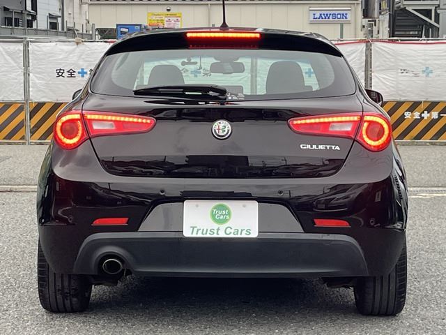 2017 ALFA Romeo GIULIETTA 缩略图 14