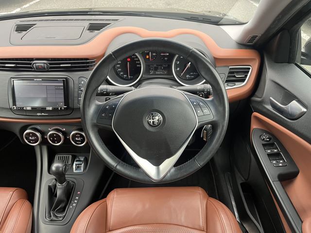 2017 ALFA Romeo GIULIETTA 缩略图 35