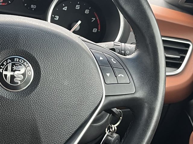2017 ALFA Romeo GIULIETTA 缩略图 46