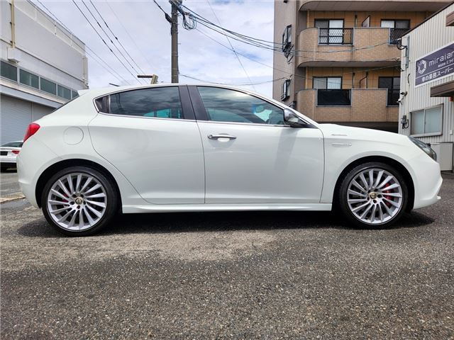 صورة مصغرة 27 لـ 2014 ALFA Romeo GIULIETTA