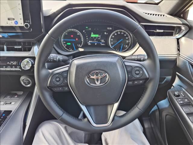 2025 Toyota HARRIER — фото 10