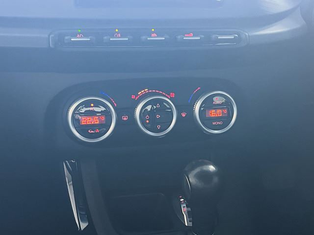 2013 ALFA Romeo GIULIETTA 缩略图 32