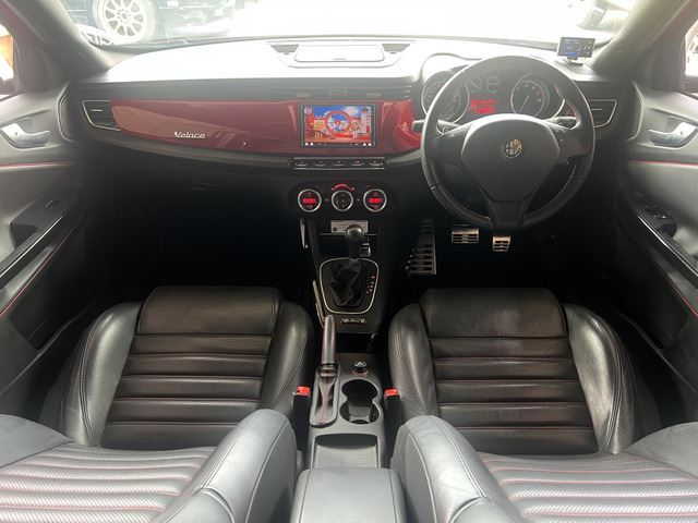 2014 ALFA Romeo GIULIETTA 照片 3