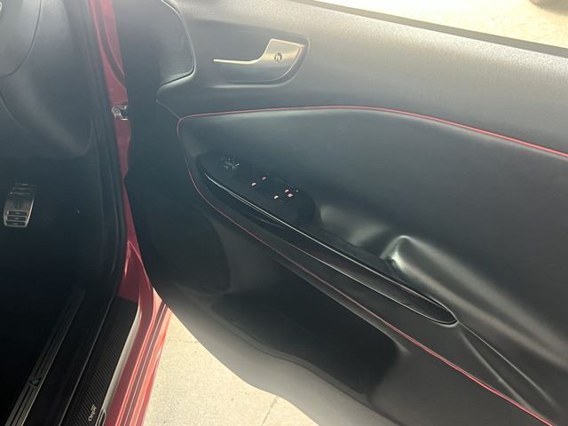 2014 ALFA Romeo GIULIETTA 缩略图 34