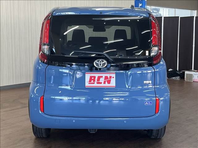 صورة 6 لـ 2023 Toyota SIENTA