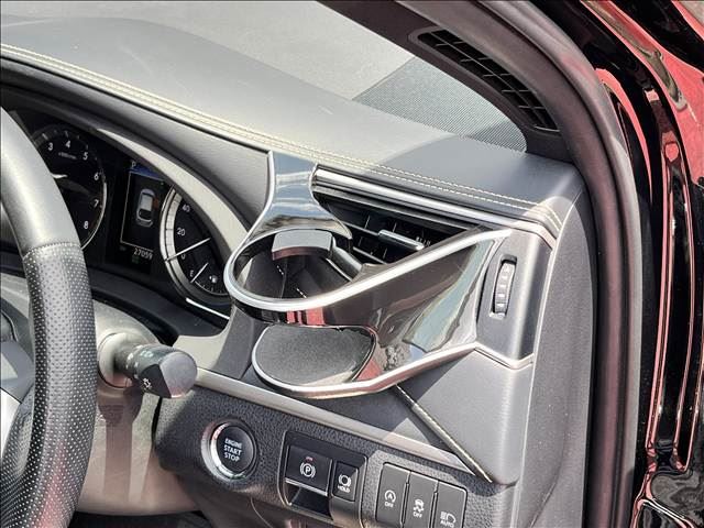 2017 Toyota HARRIER — миниатюра 21