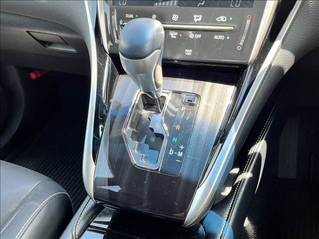2017 Toyota HARRIER — миниатюра 31