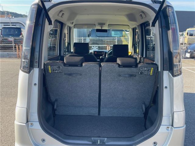 صورة مصغرة 18 لـ 2009 Nissan ROOX