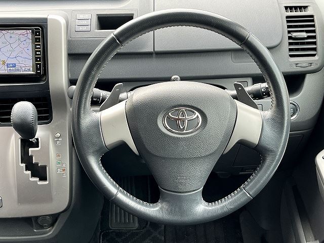 2009 Toyota VOXY 缩略图 14