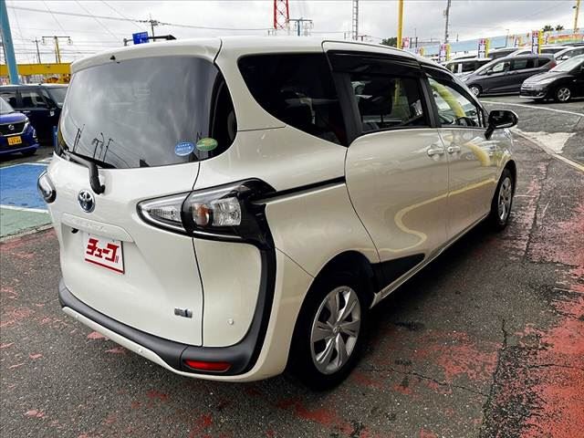 صورة 7 لـ 2021 Toyota SIENTA