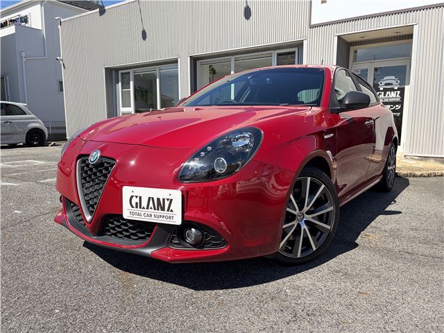 2017 ALFA Romeo GIULIETTA 照片 1