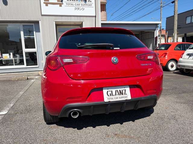 2017 ALFA Romeo GIULIETTA 缩略图 23