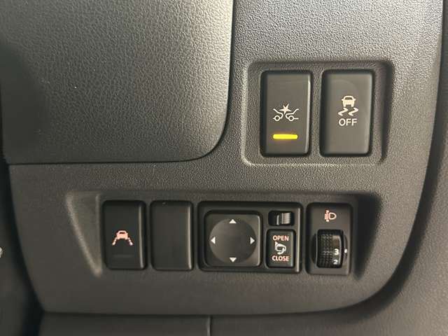 2022 Nissan MARCH 缩略图 13