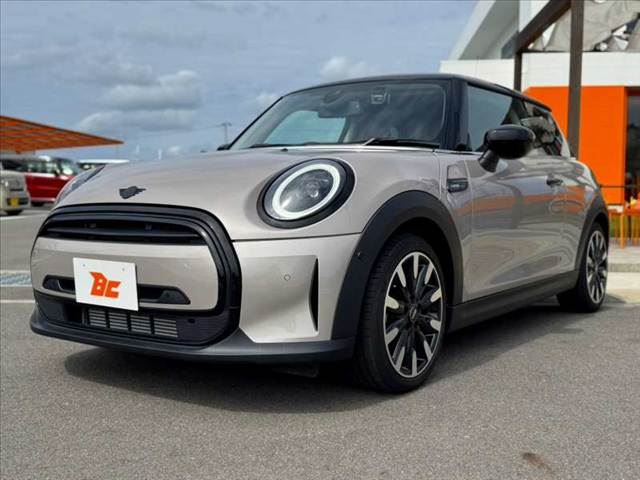 صورة 10 لـ 2024 MINI OTHER