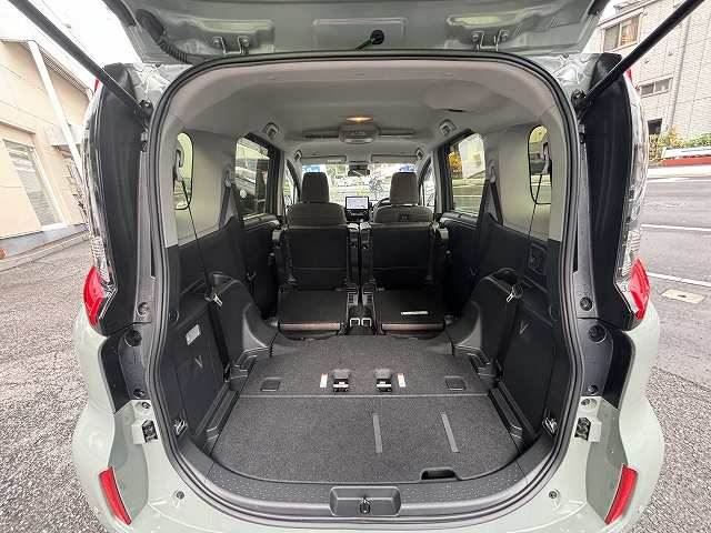 صورة مصغرة 34 لـ 2024 Toyota SIENTA