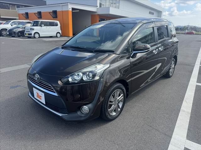 صورة 10 لـ 2017 Toyota SIENTA