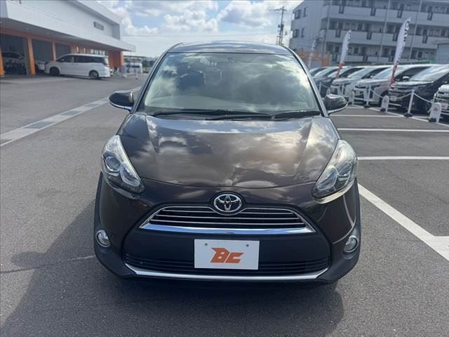 صورة 9 لـ 2017 Toyota SIENTA