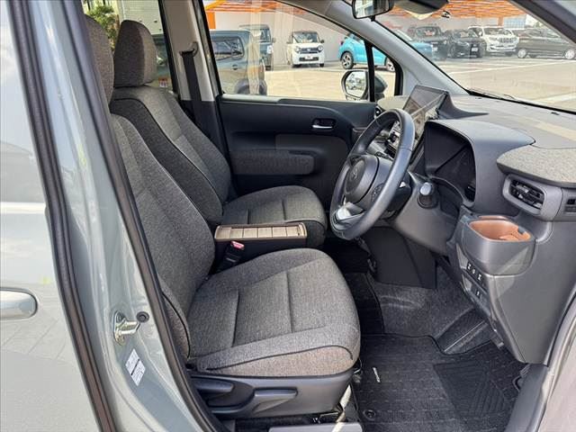 صورة مصغرة 16 لـ 2023 Toyota SIENTA