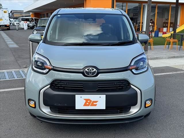 صورة 9 لـ 2023 Toyota SIENTA