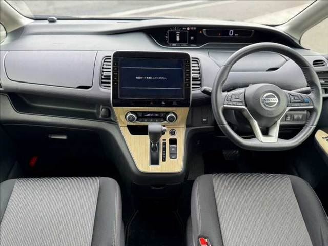 2020 Nissan SERENA 照片 2