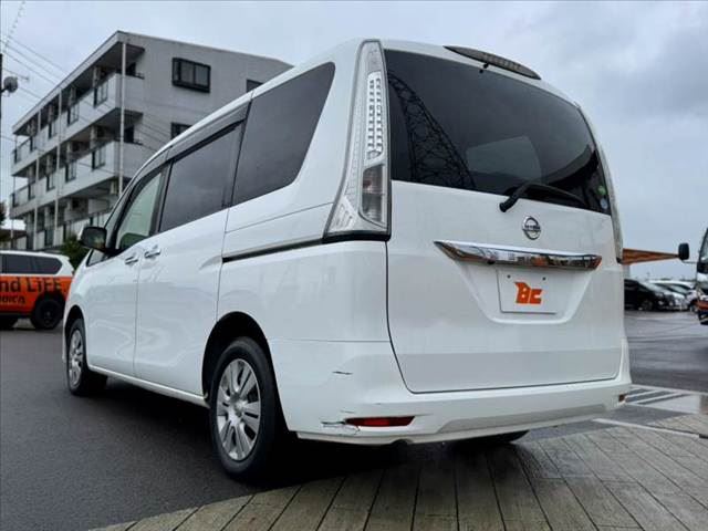 2015 Nissan SERENA 缩略图 13