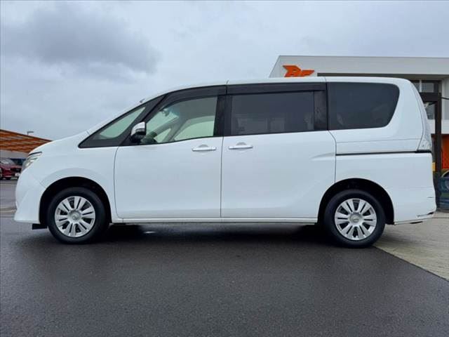 2015 Nissan SERENA 缩略图 11
