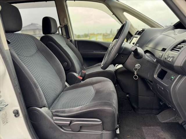 2015 Nissan SERENA 缩略图 16