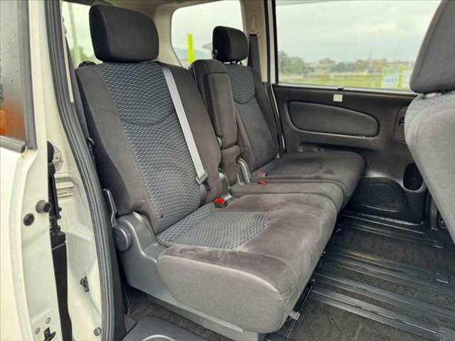 2015 Nissan SERENA 缩略图 19