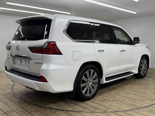 صورة مصغرة 17 لـ 2015 Lexus LX