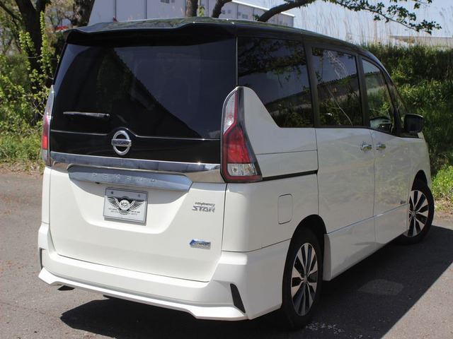 2016 Nissan SERENA 照片 3