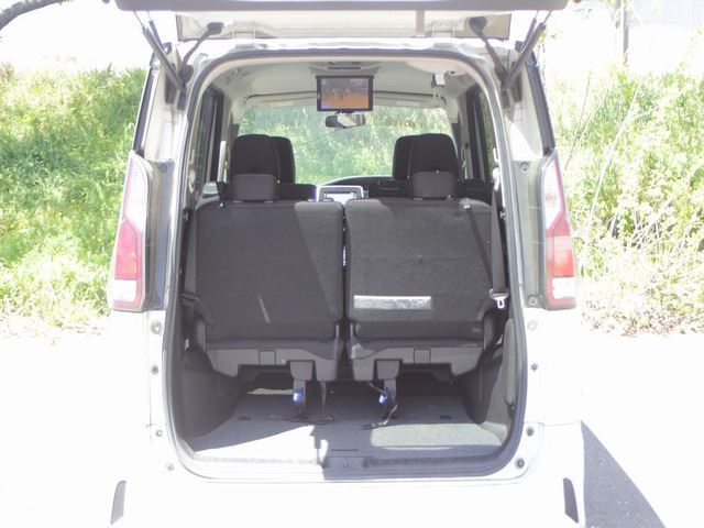2016 Nissan SERENA 缩略图 13