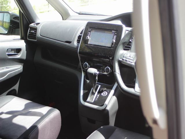 2016 Nissan SERENA 缩略图 28