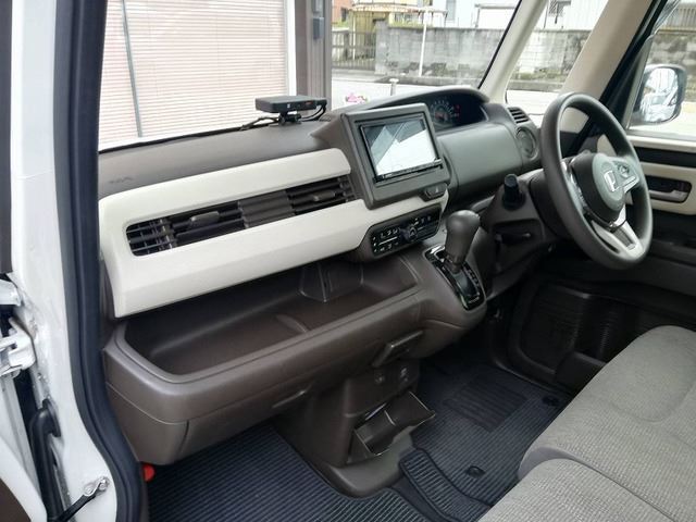 2021 Honda N-BOX — миниатюра 38