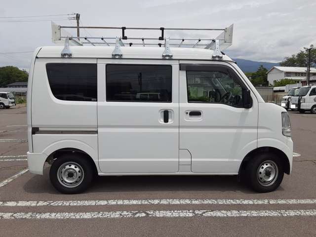 صورة 8 لـ 2021 Nissan NV100CLIPPER RIO