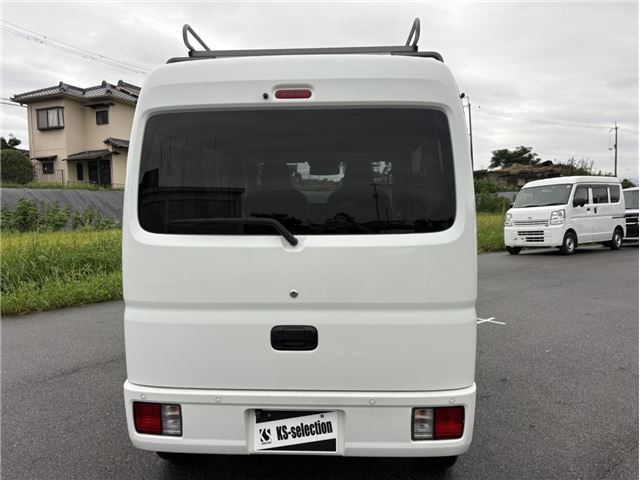 صورة 9 لـ 2022 Nissan NV100CLIPPER RIO
