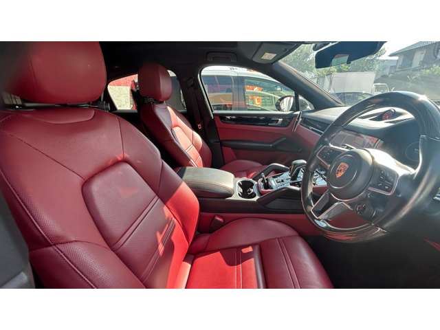 صورة مصغرة 21 لـ 2020 Porsche CAYENNE COUPE