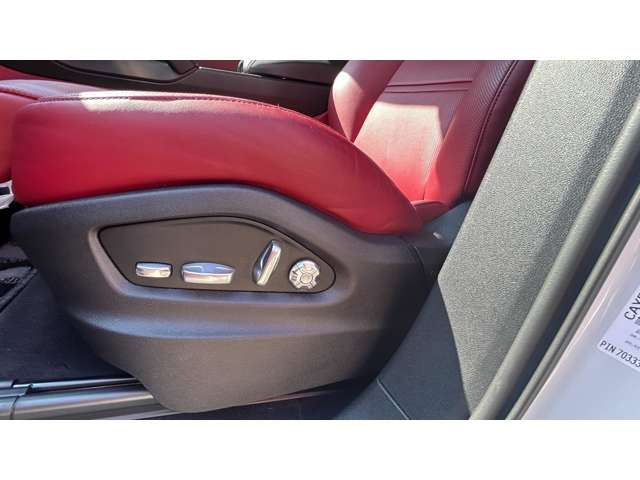 صورة مصغرة 35 لـ 2020 Porsche CAYENNE COUPE
