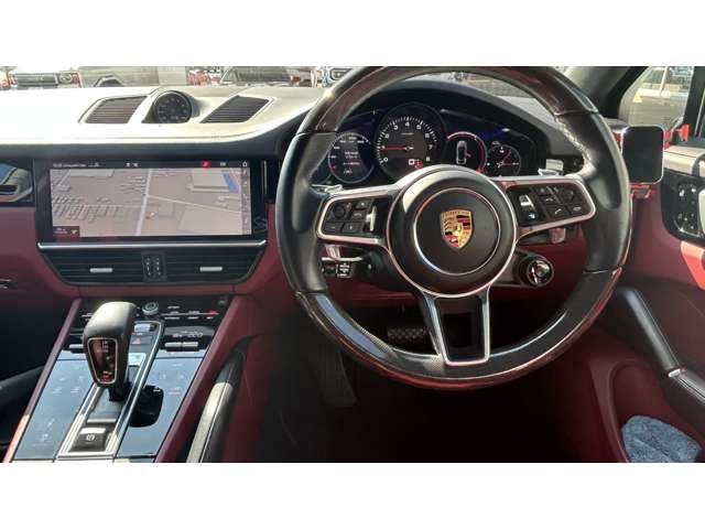 صورة مصغرة 46 لـ 2020 Porsche CAYENNE COUPE