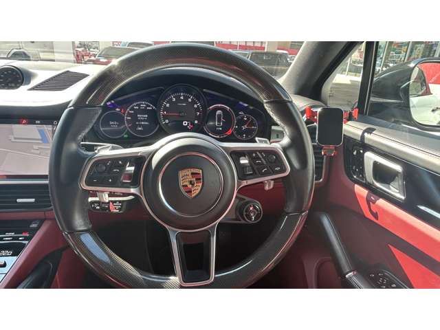 صورة مصغرة 47 لـ 2020 Porsche CAYENNE COUPE
