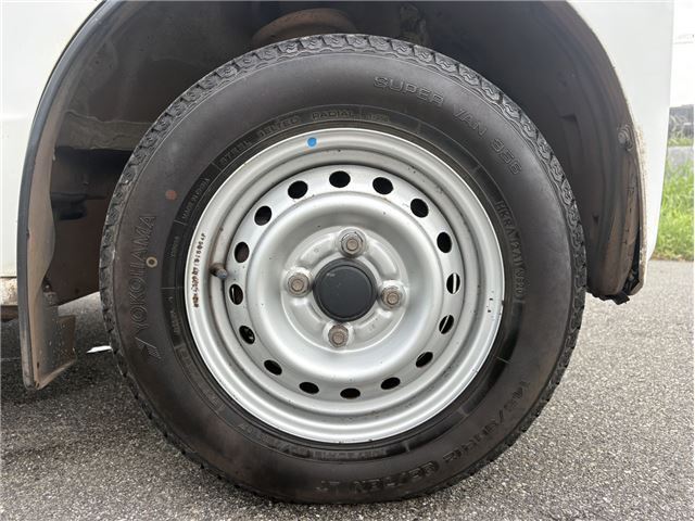 صورة مصغرة 11 لـ 2018 Nissan NV100CLIPPER RIO