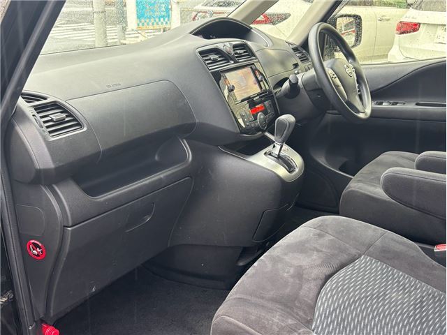 2015 Nissan SERENA 缩略图 12